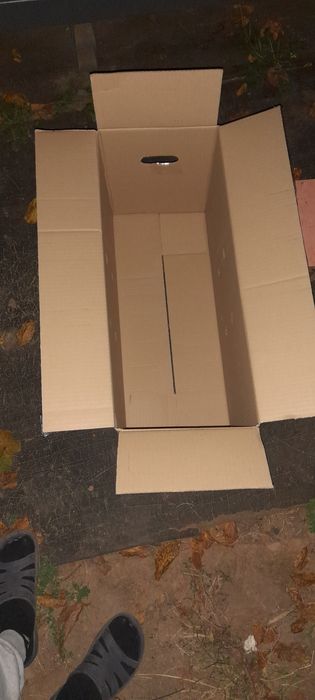 Коробка картонная,б/у, 20грн.шт.