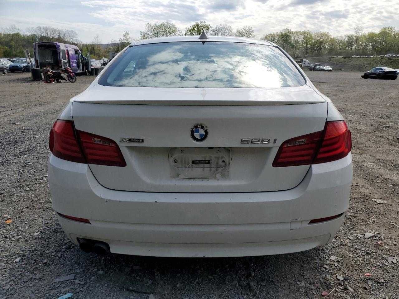 BMW 528 XI 2013 (сша)