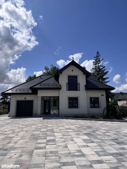 Dom w pełni urządzony do wprowadzenia ,duża działka 1570m2