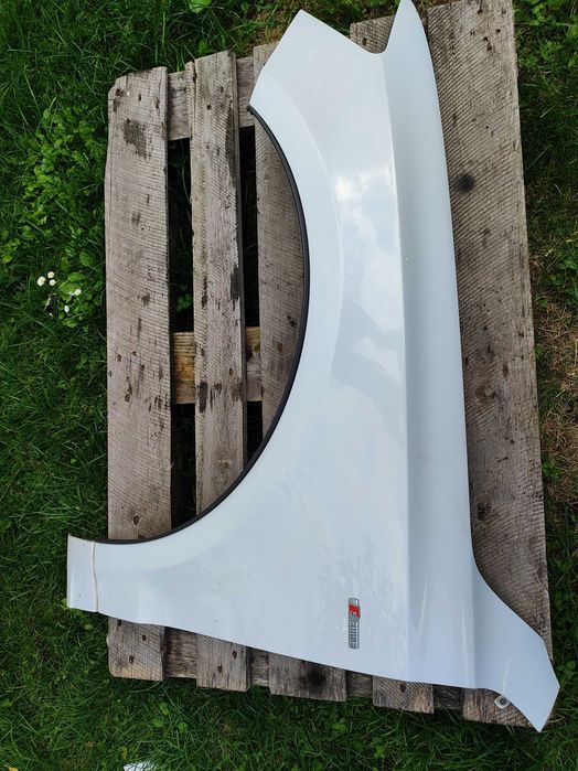 Audi Q5 błotnik przód przedni LS9R