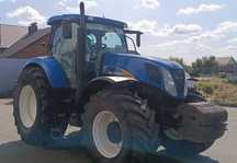 Трактор New Holland T7060