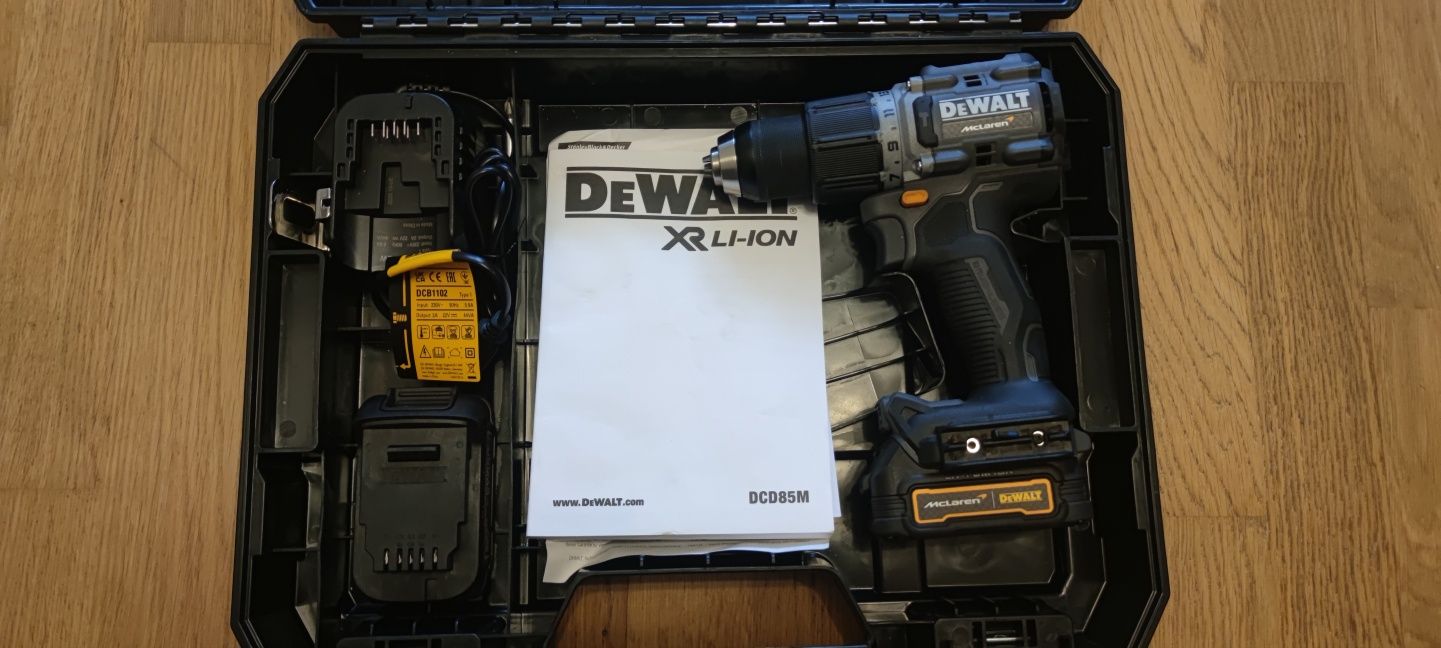 Wiertarko-Wkrętarka DeWalt DCD85ME2G 18V 2 akumulatory 1.7AH TSAK stan