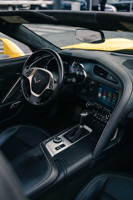 Wynajem Corvette C7 6.2 V8 Cabrio-wypożyczalnia samochodów