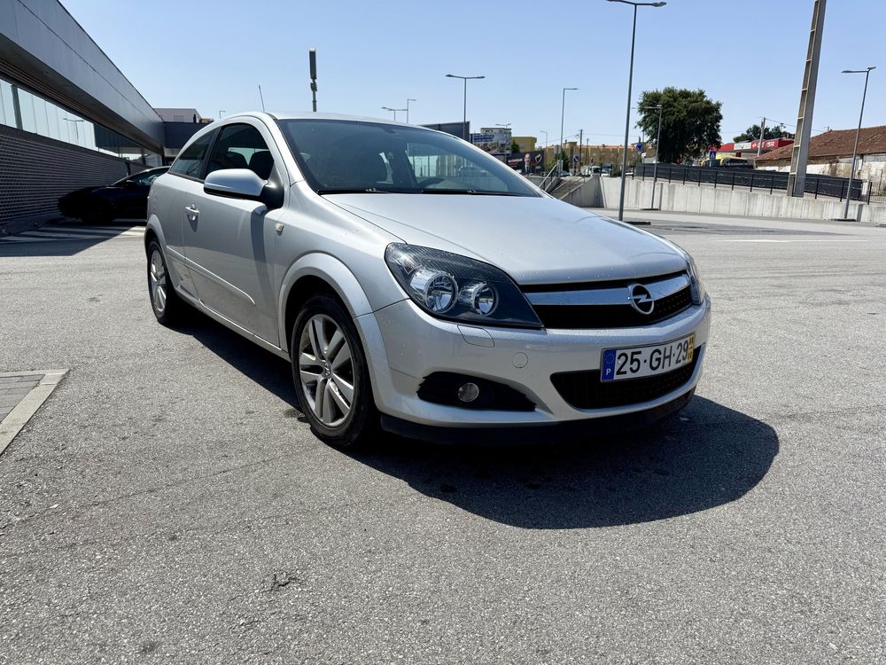 Opel astra gtc sport 1.7cdti 125cv 5 lugares