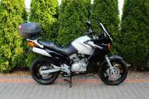 Honda XL 125 Varadero Niski przebieg Kufer Kat A1 B TRANSPORT RATY