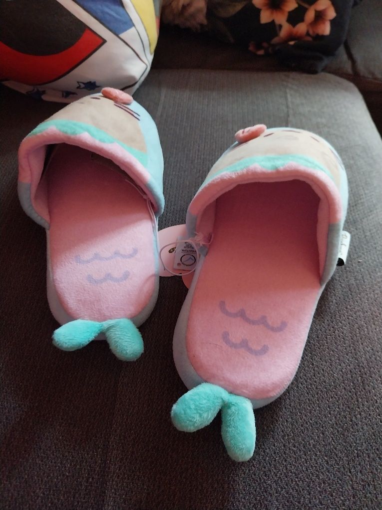 Nowe kapcie pusheen