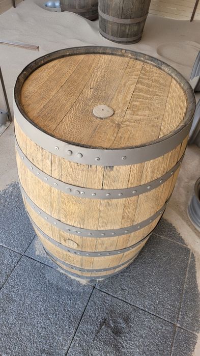 Beczka dębowa po whysky