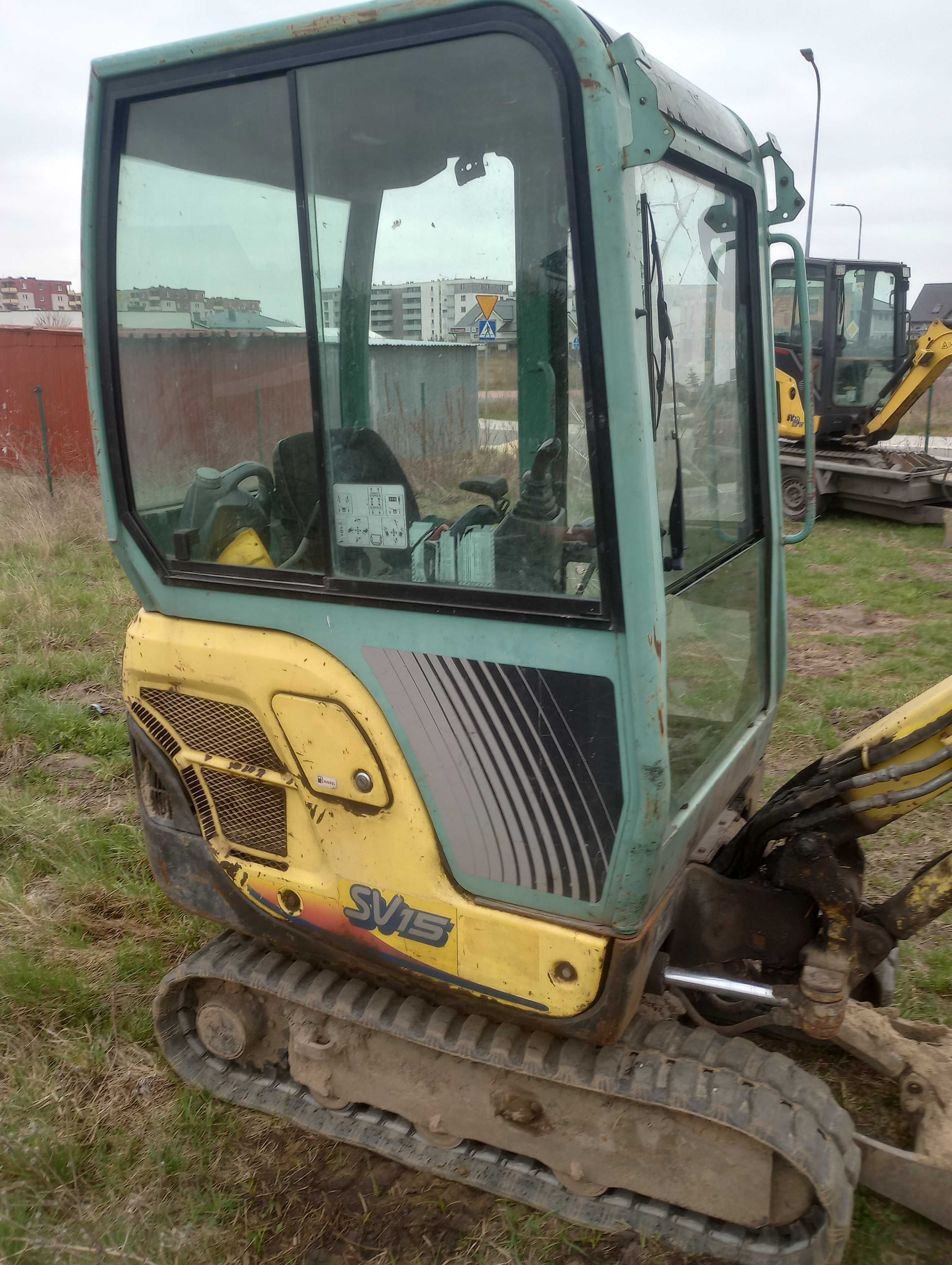 Minikoparka yanmar sv 15