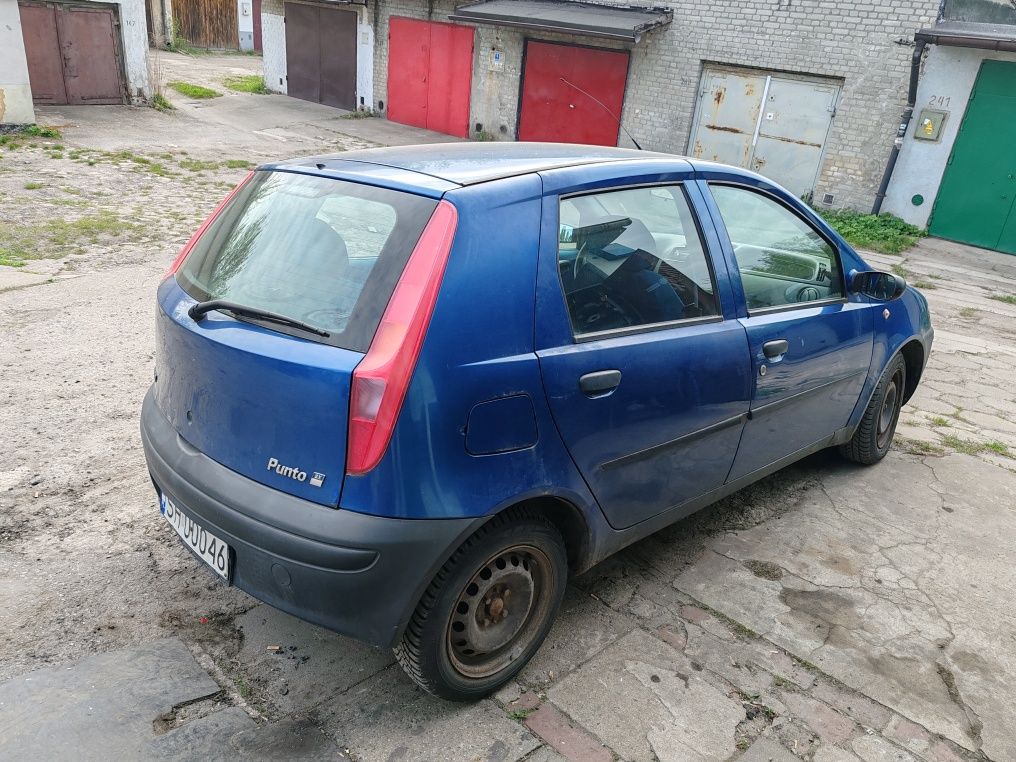 Fiat Punto 2 2000rok 1242cm benzyna