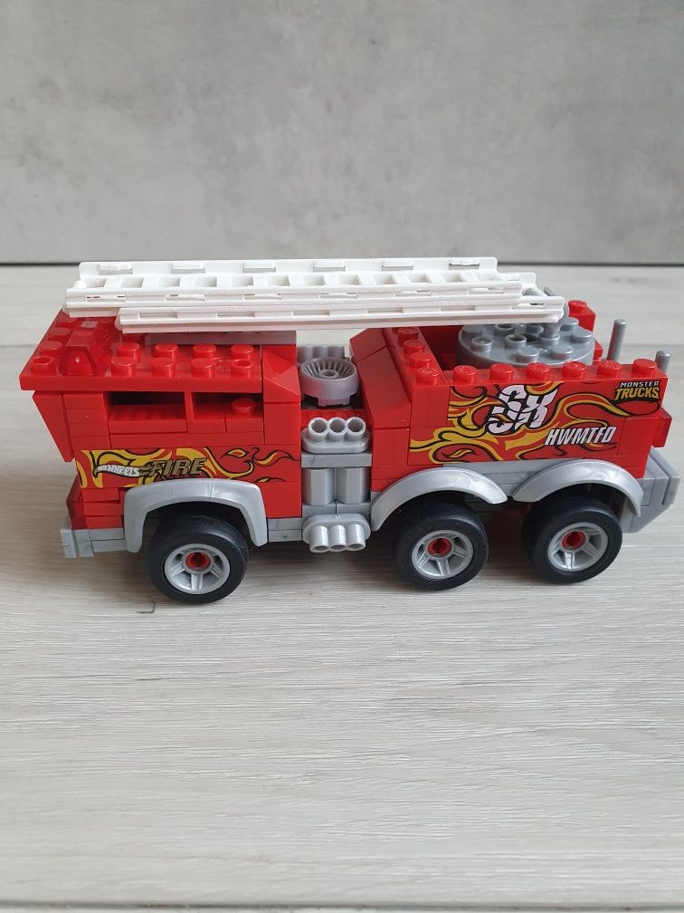 Hot Wheels Monter Trucks 5-Alarm + łazik ATV Pojazd do zbudowania