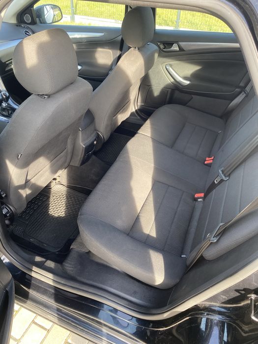 Ford mondeo mk4 2.0 TDCI 2011r