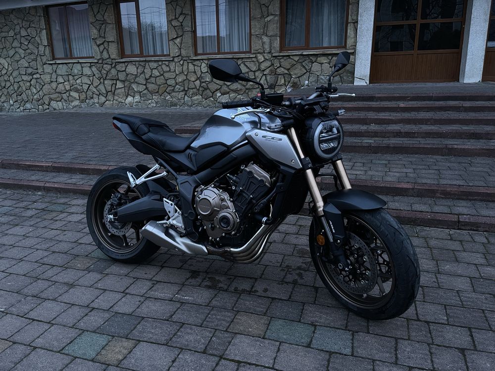 Мотоцикл Honda cb650r 2022