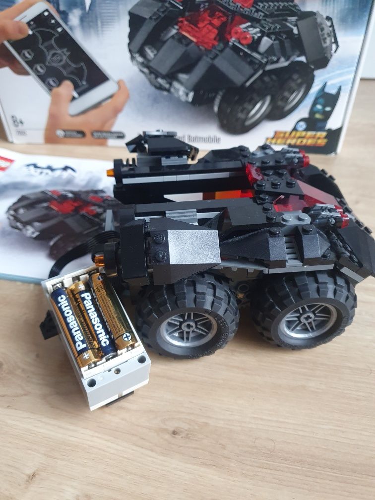 Lego Batman App-Controlled Batmobile 76112 sterowany telefonem