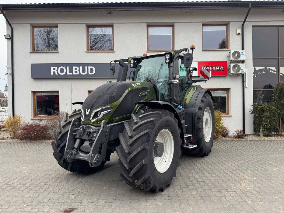 Ciągnik rolniczy Valtra Q305