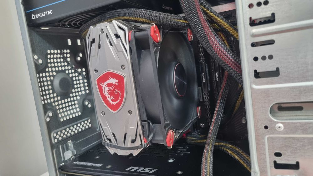 Процессорный кулер MSI Core Frozr S (башня, система охолодження)