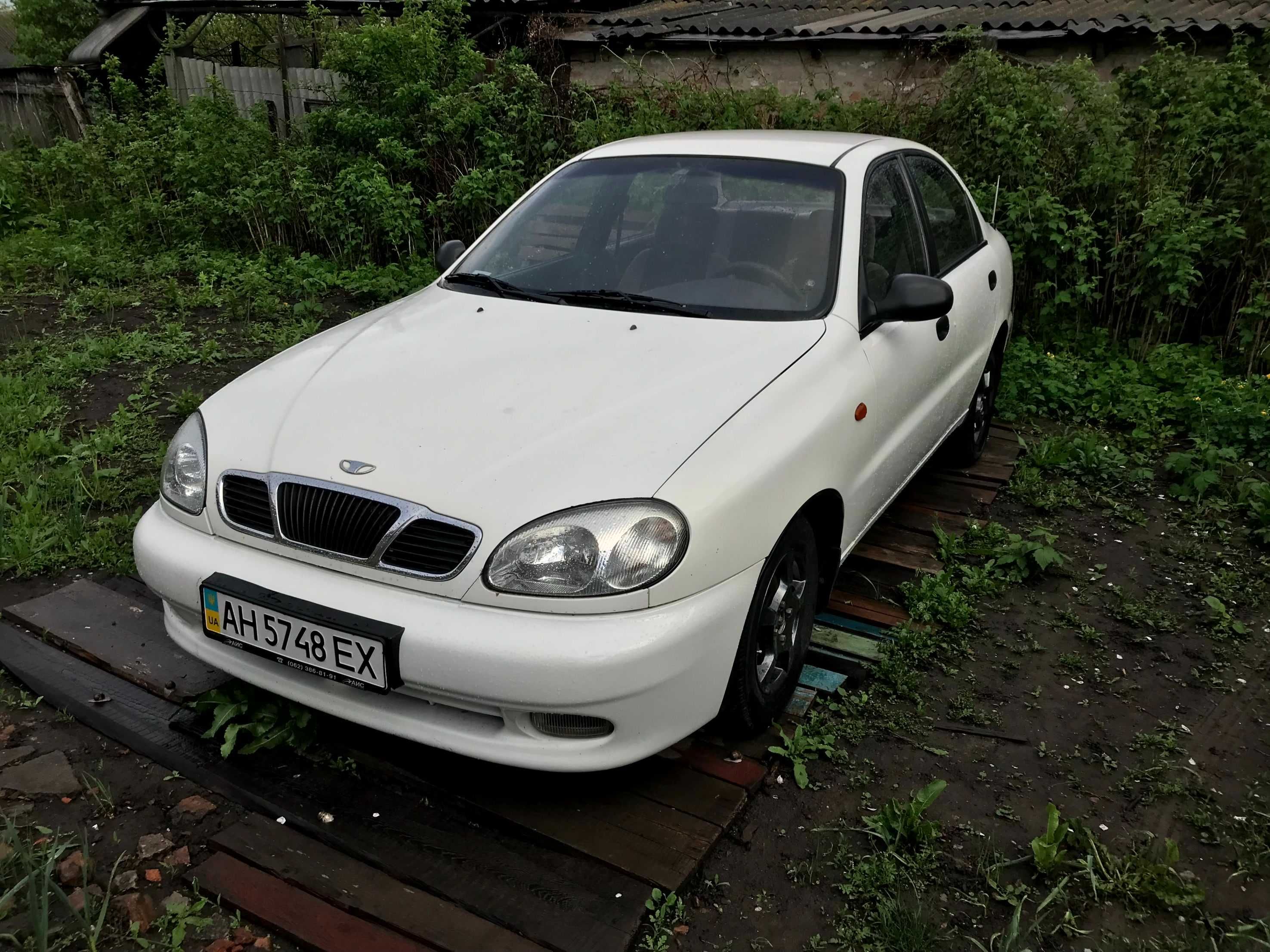 daewoo lanos седан 1.5 газ/бензин