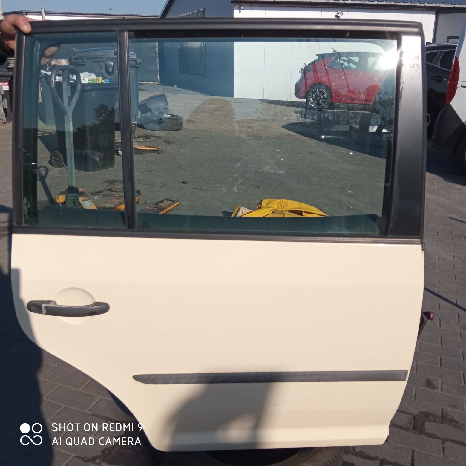 Drzwi przód i tył VW Touran II