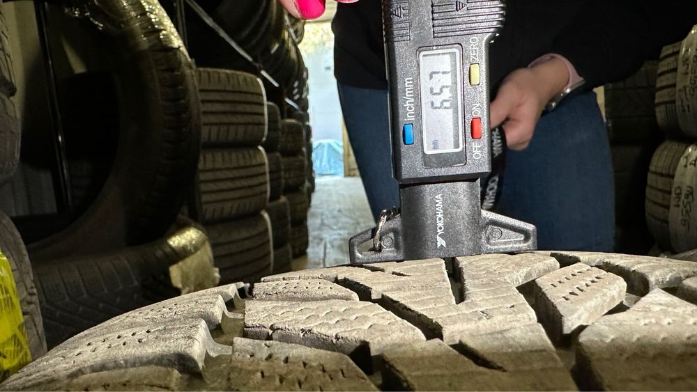 Opony zimowe Hankook 235/55R18 104 V