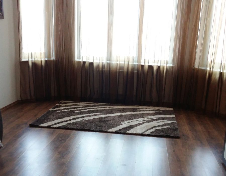 Ковер, Килим з довгим ворсом Shaggy