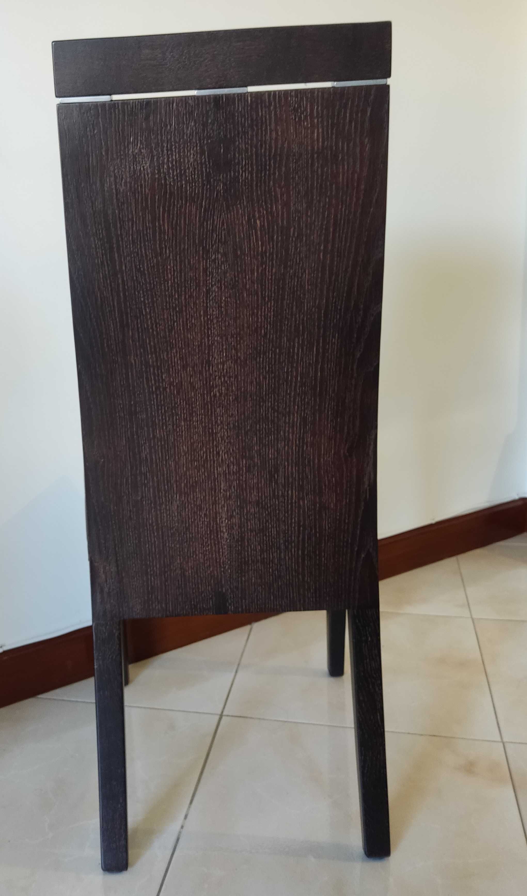 Conjunto Mesa e Cadeiras Novas