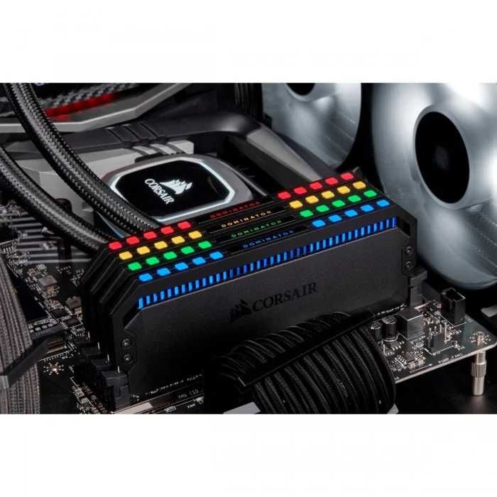 Оперативна пам'ять Corsair Dominator Platinum RGB Black 32GB 3000MHz
