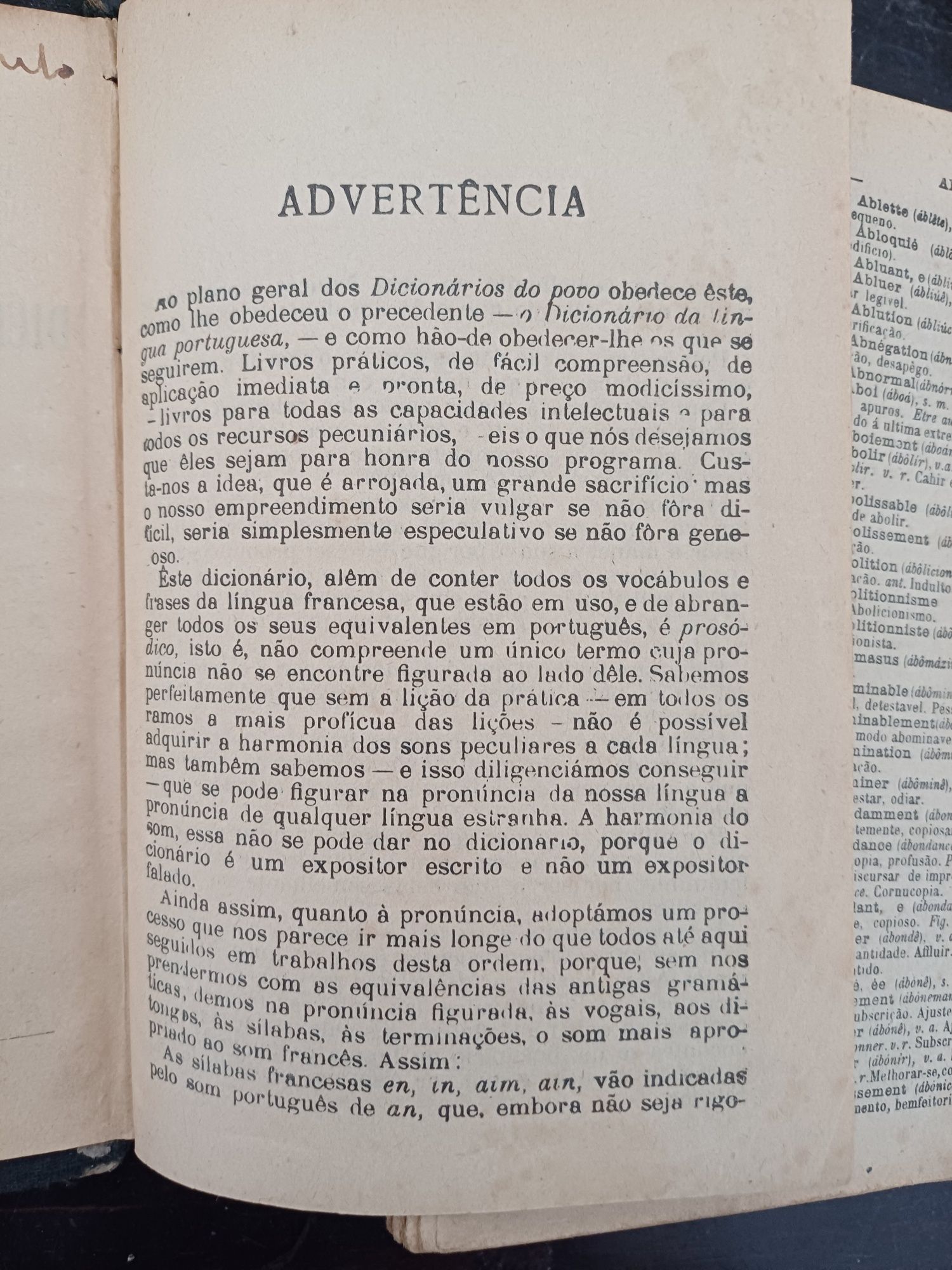 Os Dicionários do Povo - Francês-Português