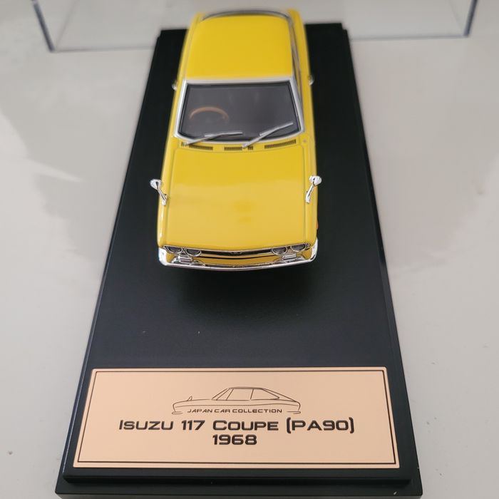 Carro miniatura Isuzu