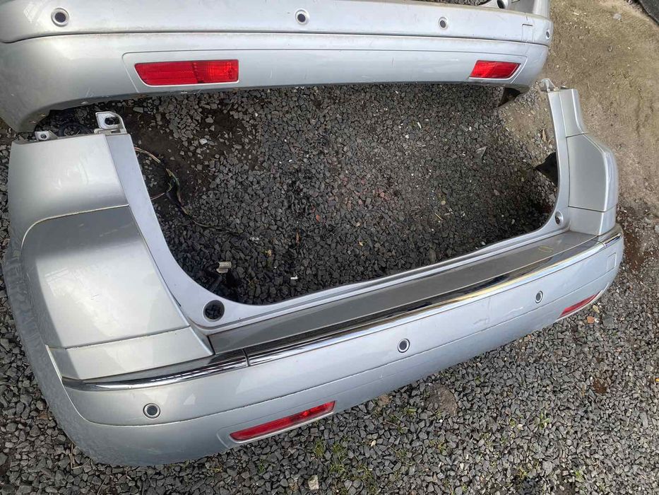 Задній бампер Сітроєн с4 Пікассо Гранд Citroen c4 Picasso Grand