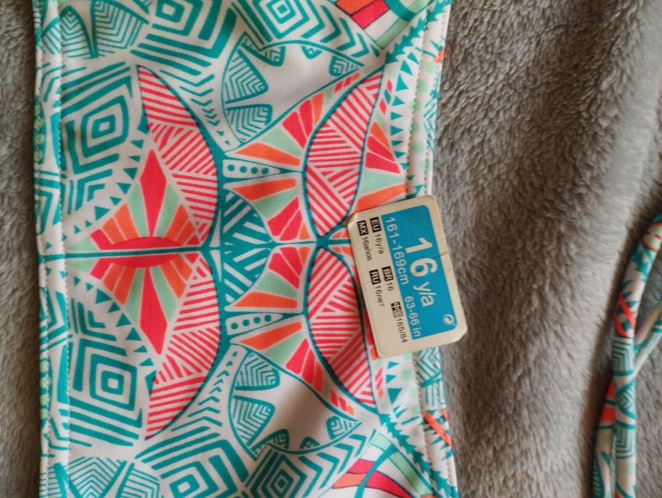 Strój kąpielowy dziewczęcy