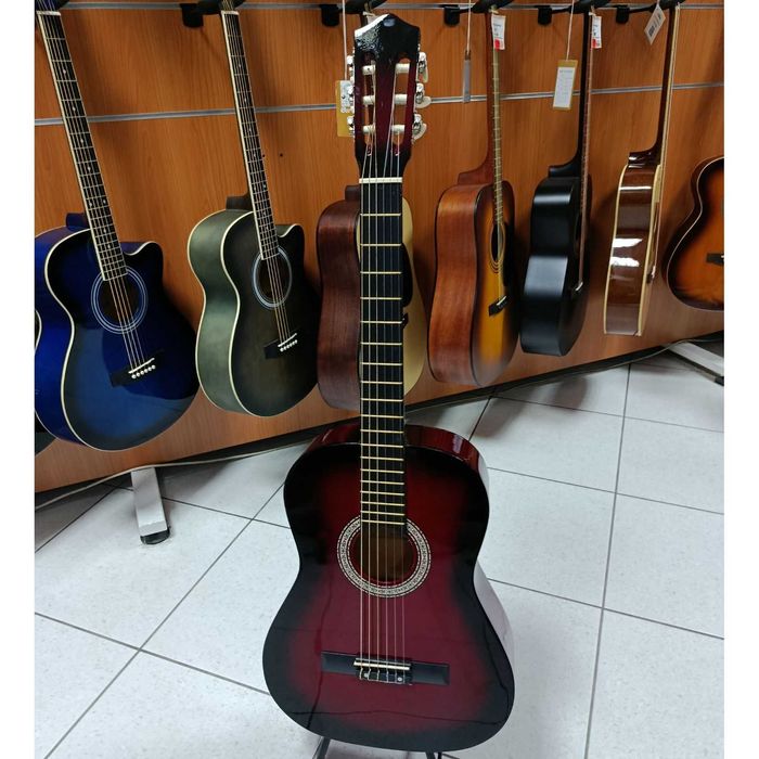 Класичні гітари Almira,  розмір 4\4, 3\4.