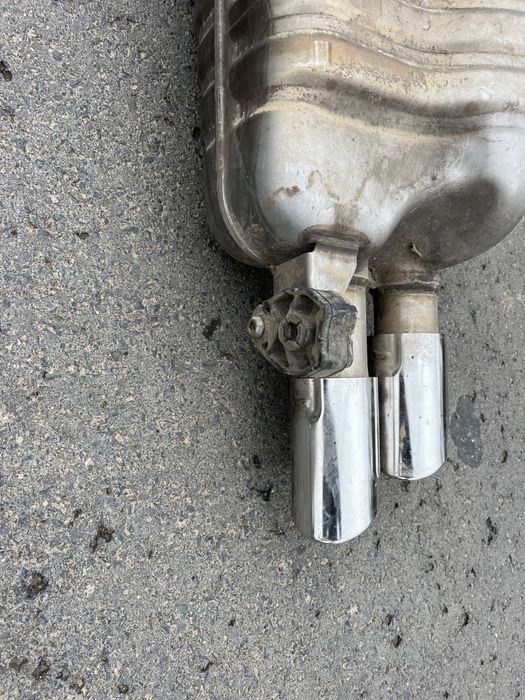 Tłumik Audi S5 4,2Fsi V8 oryginał