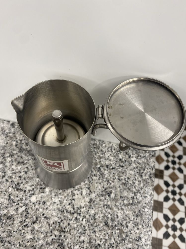 Cafeteira BRA, como nova com caixa, 4 chavenas