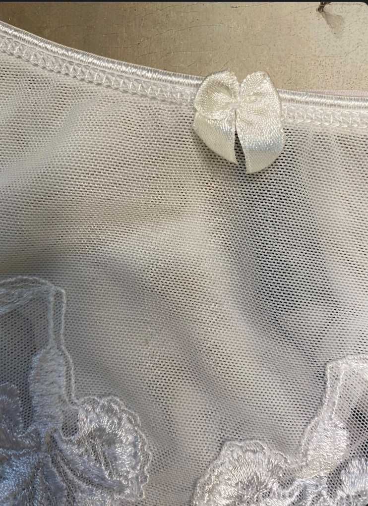 Bielizna damska majtki siatkowane aesthetic pinterest Acousma 36 S