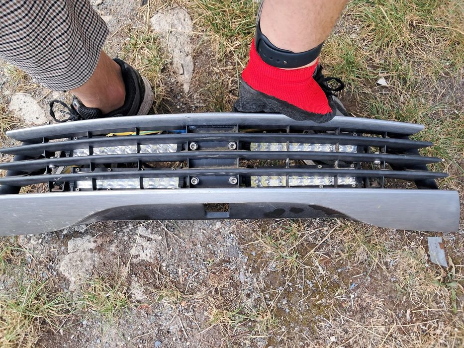 Renault Laguna II Atrapa grilla