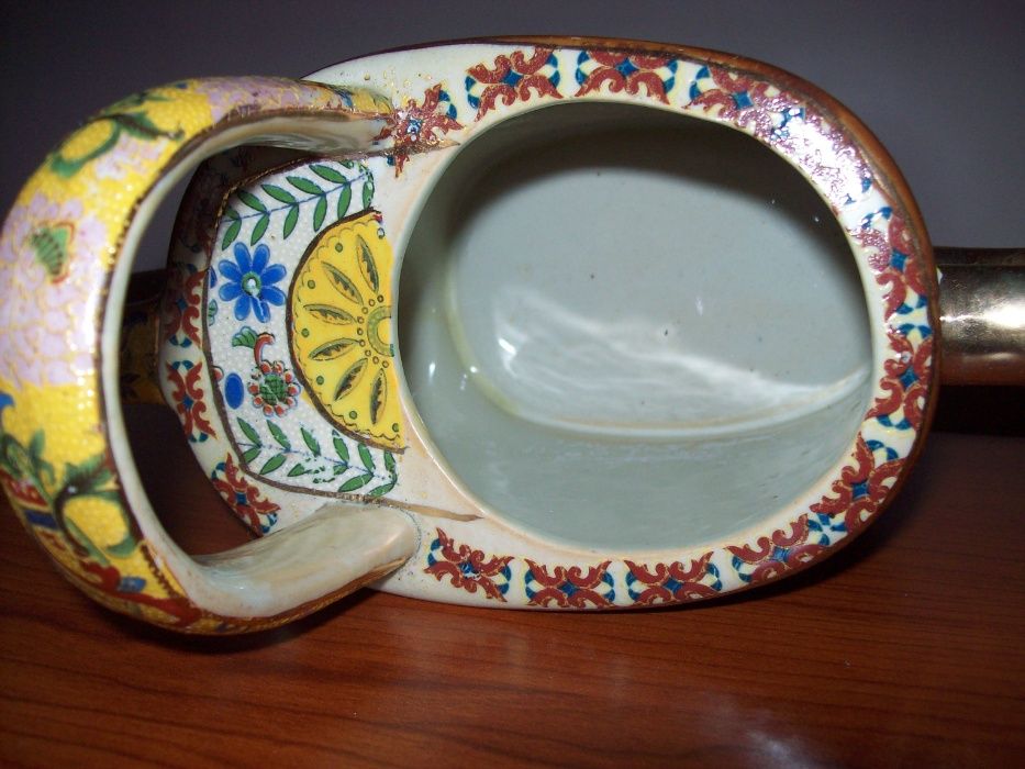 Porcelana,konewka ręcznie malowana