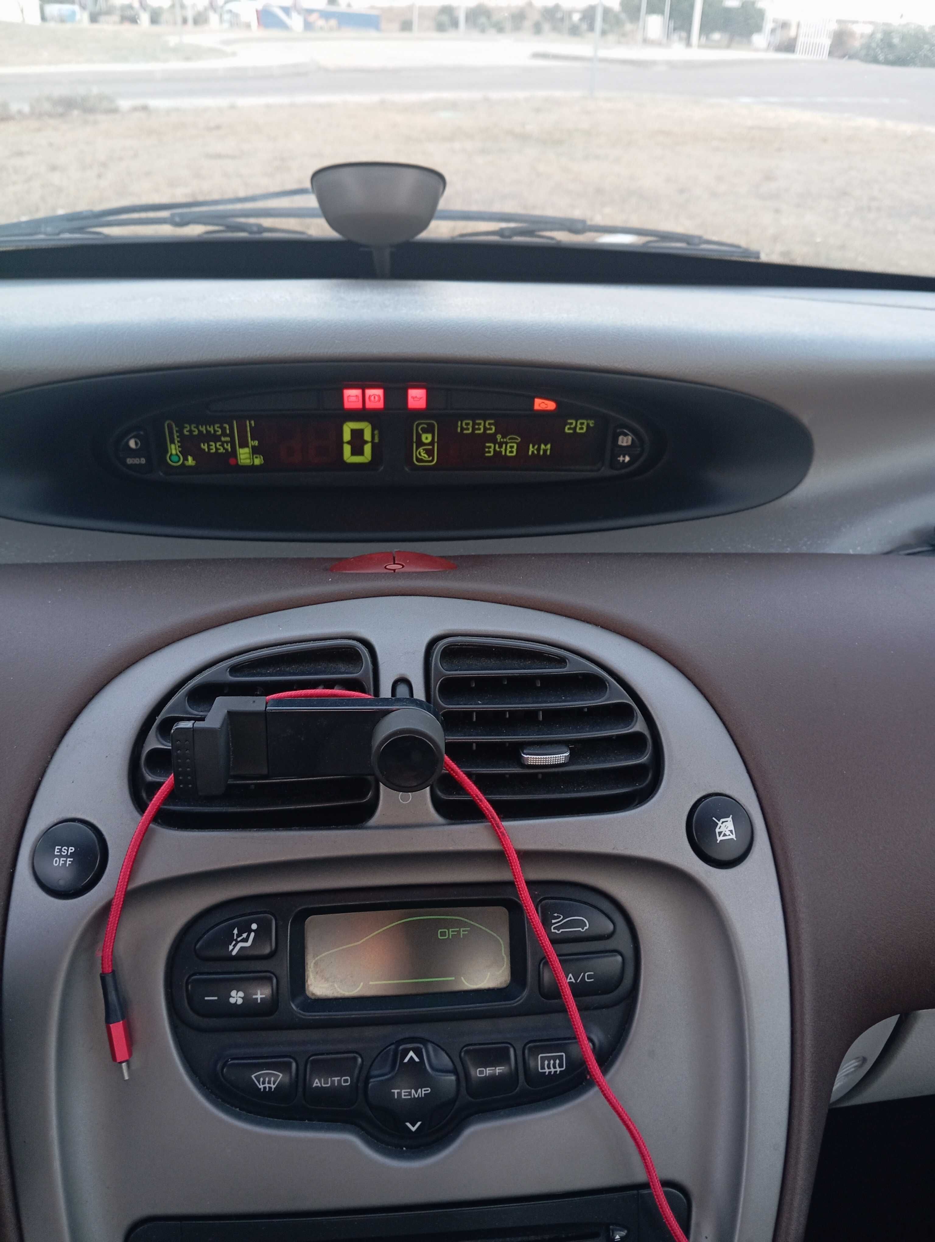Citroën Xsara Picasso 1.6 HDi 110cv – Espaçoso e Económico