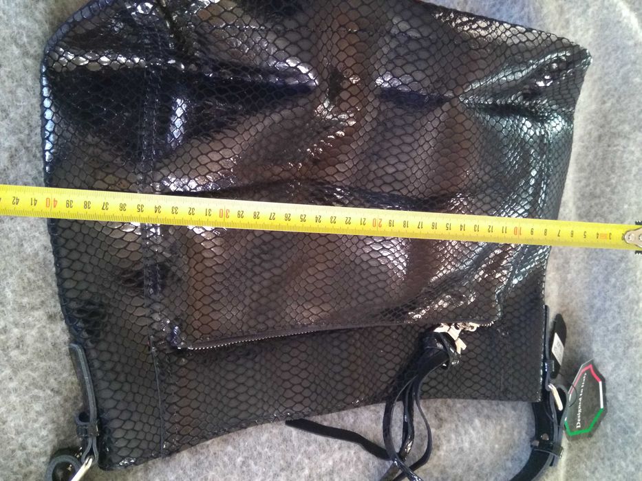 Сумка лазерная кожа черная