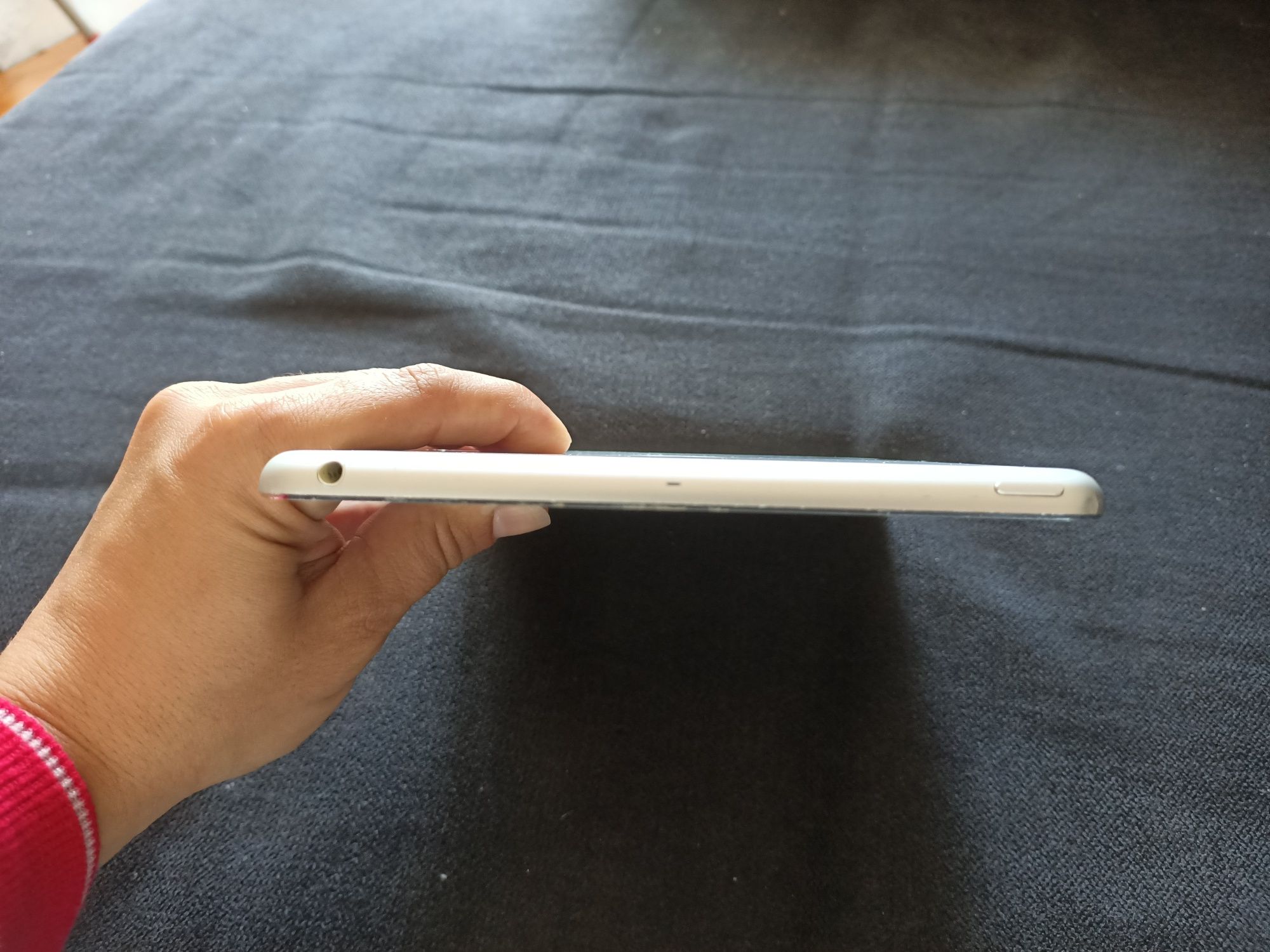 iPad mini 2 16GB a funcionar para peças