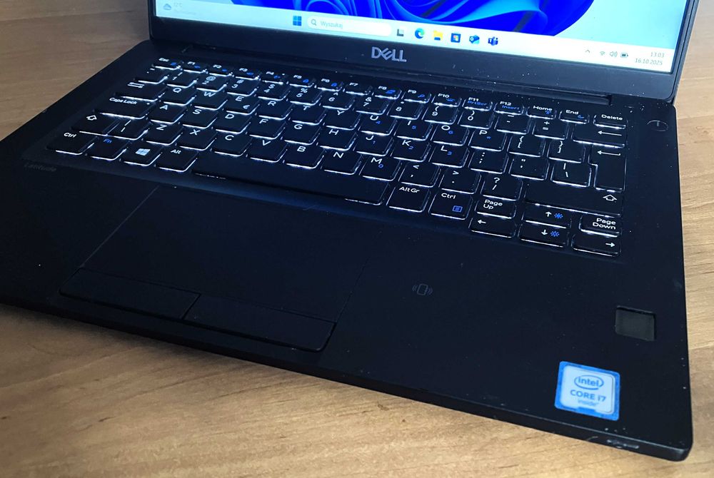 Laptop DELL 7380 Intel® Core™ i7 8GB 256GB NVMe USB-C™ LTE5G FHD Win11