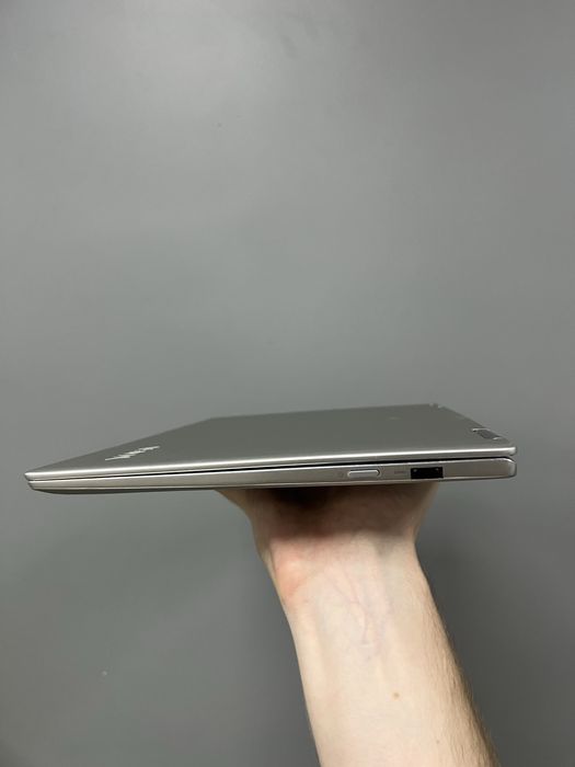 Сенсорний ультрабук lenovo yoga 720-13ikb i5 7200u дефект