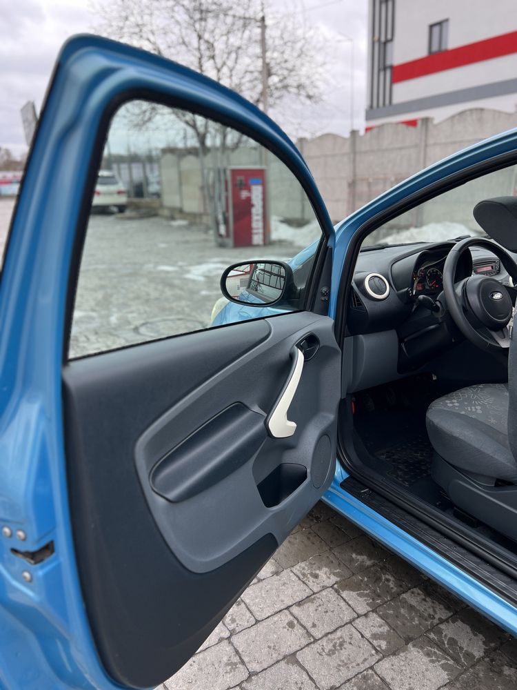 Продам FORD KA 1.2 бензин