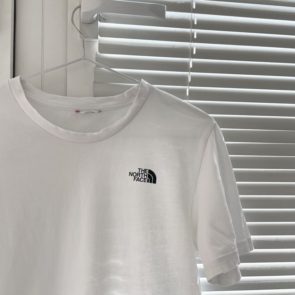 Футболка The north face