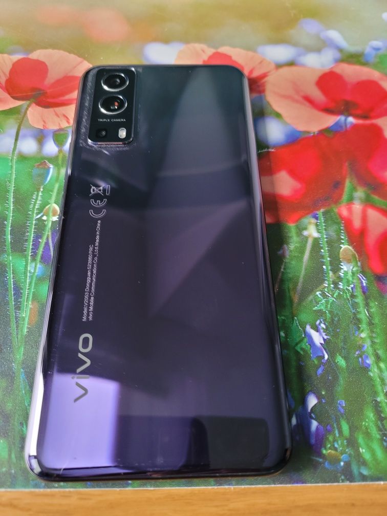 Sprzedam telefon vivo y52 5g