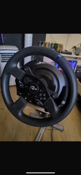 Thrustmaster T300RS GT Edition mais pedais