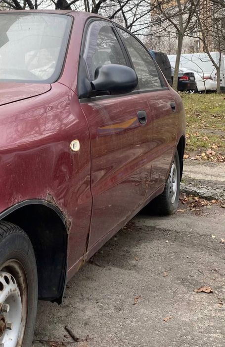 Автомобіль Sens Daewoo