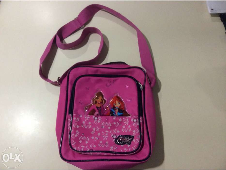 Saco tiracol das winx