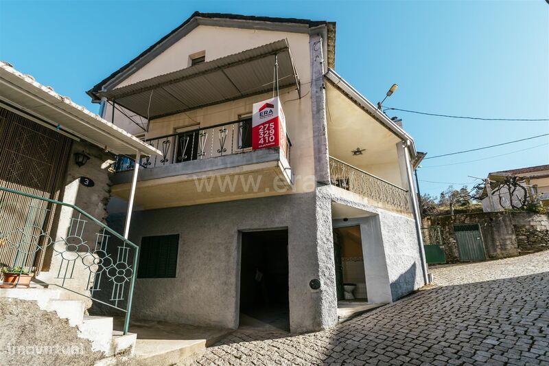 Moradia Geminada T2 / Manteigas, Serra da Estrela