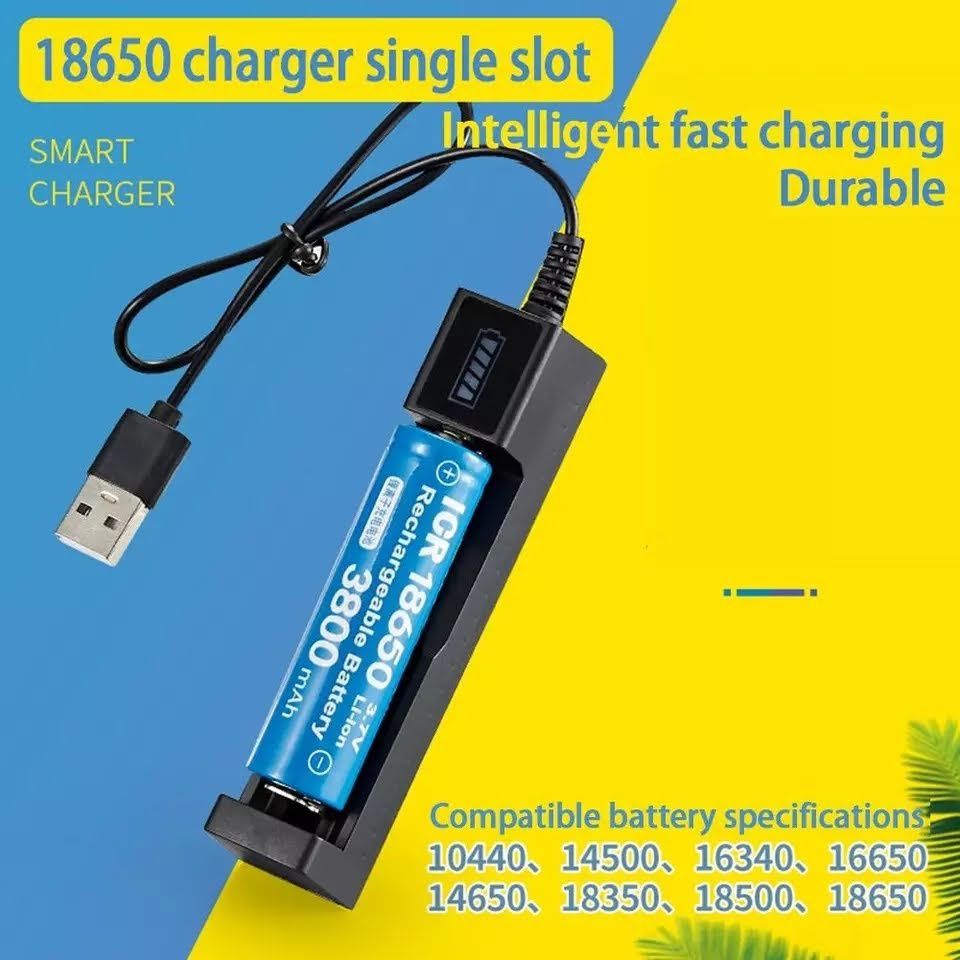 Зарядний пристрій з USB для 18650, 14500, 16340,  та інших на 3,7-42в