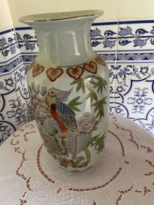 Jarrão pintado à mão, estilo chines