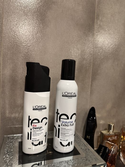 L’Oréal Professionnel Tecni.Art Fix Design + Volume Extra Full
